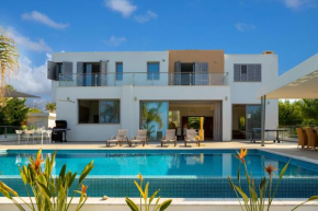 Limni Beach Villa - Beachfront Four Bedroom Luxury Villa